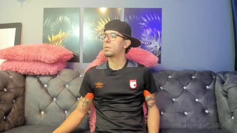 shadowlustt online show from 09/19/25, 12:50