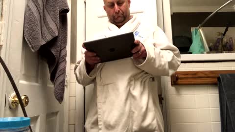 Snapshot of shadystl chatting on 12/11/24, 10:58 shadystl online show from 12/11/24, 10:58