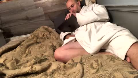 Snapshot of shadystl chatting on 12/11/24, 04:42 shadystl online show from 12/11/24, 04:42