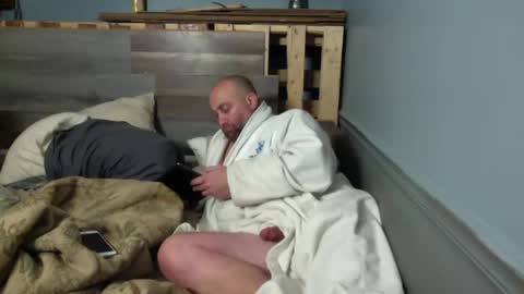 Snapshot of shadystl chatting on 12/22/24, 11:31 shadystl online show from 12/22/24, 11:31