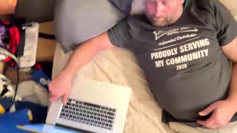 Snapshot of shadystl chatting on 09/16/25, 07:37 shadystl online show from 09/16/25, 07:37