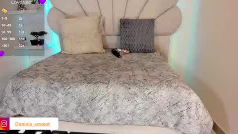 Snapshot of shairytovar chatting on 10/08/25, 06:44 shairytovar online show from 10/08/25, 06:44