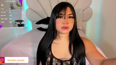 Snapshot of shairytovar chatting on 10/13/25, 06:02 shairytovar online show from 10/13/25, 06:02