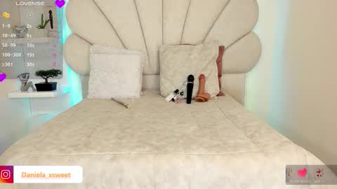 Snapshot of shairytovar chatting on 11/12/25, 07:20 shairytovar online show from 11/12/25, 07:20