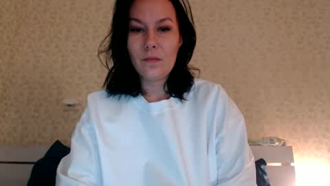 Mila online show from 02/06/25, 08:39