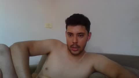 Snapshot of shakur2023 chatting on 11/23/25, 05:35 shakur2023 online show from 11/23/25, 05:35