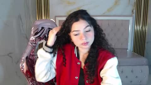 Snapshot of shalon_diaz_sub chatting on 03/07/25, 01:29 Shalon online show from 03/07/25, 01:29
