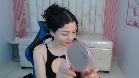 Shalon  online show from 10/18/25, 01:23