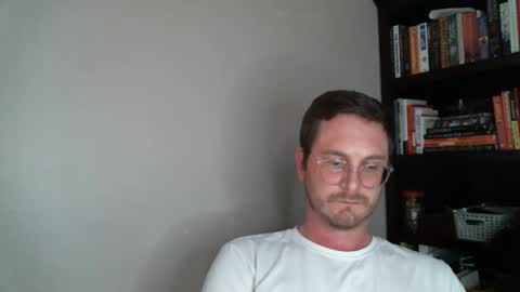 Snapshot of shamelesswetdream chatting on 02/13/25, 12:13 shamelesswetdream online show from 02/13/25, 12:13
