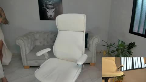 onlyfans shanabellucy online show from 01/10/25, 11:33