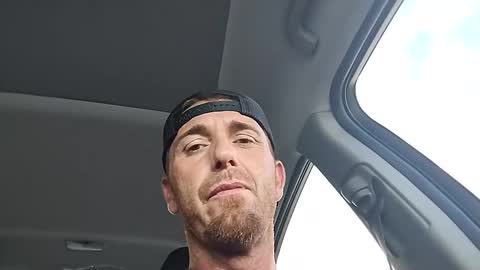 shane198569 online show from 10/17/25, 09:39