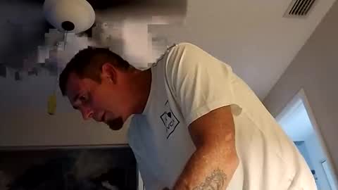 shane198569 online show from 11/18/25, 09:30