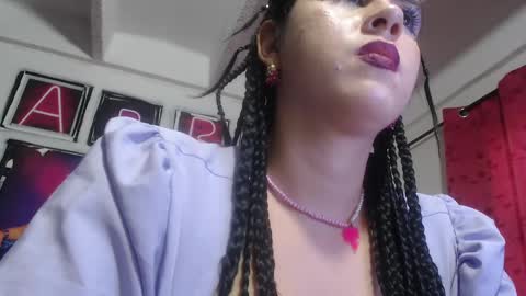 Snapshot of shanellmoore chatting on 12/20/24, 10:22 Shanell Moore online show from 12/20/24, 10:22