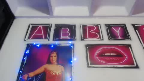 Snapshot of shanellmoore chatting on 02/05/25, 05:53 Shanell Moore online show from 02/05/25, 05:53