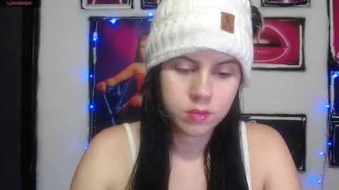 Snapshot of shanellmoore chatting on 02/09/25, 02:28 Shanell Moore online show from 02/09/25, 02:28