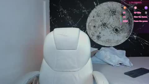 Snapshot of shaniadaniels chatting on 10/15/25, 10:43 ShaniaDaniels online show from 10/15/25, 10:43