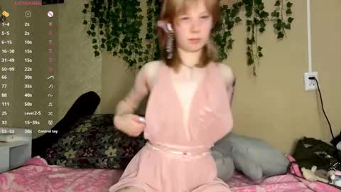 Kristin online show from 11/18/25, 05:39