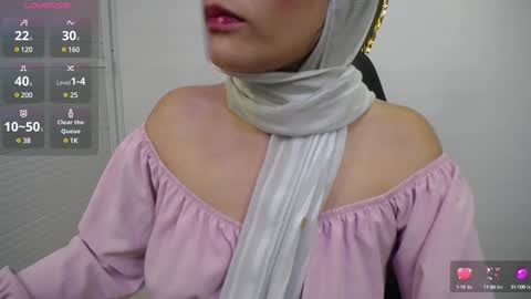 Snapshot of shantalakrisha chatting on 02/19/25, 06:10 Shantala online show from 02/19/25, 06:10