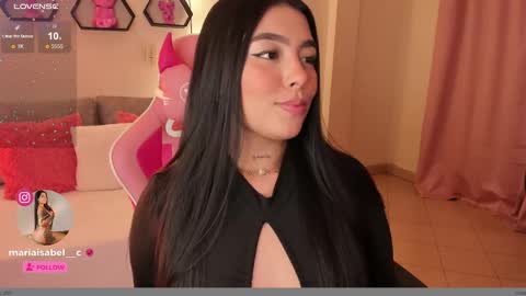 Snapshot of shantall_vidales chatting on 02/15/25, 04:47 online show from 02/15/25, 04:47