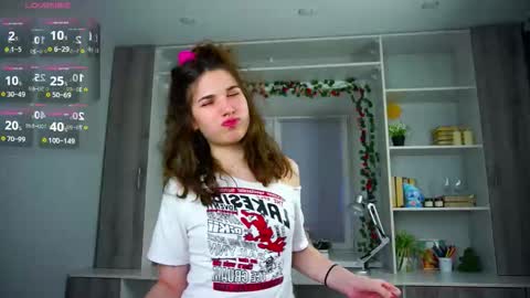 Ivy online show from 11/19/25, 01:16