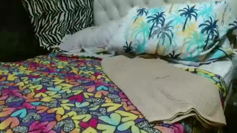 sharlot03 online show from 02/06/25, 10:15