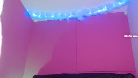 Snapshot of sharlot_evans_ chatting on 10/18/25, 11:44 Sharlot online show from 10/18/25, 11:44