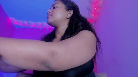 Snapshot of sharlot_evans_ chatting on 11/05/25, 12:16 Sharlot online show from 11/05/25, 12:16