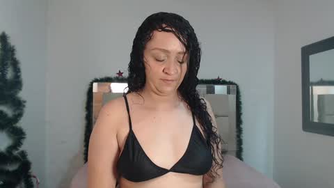 Sara online show from 12/28/24, 03:37