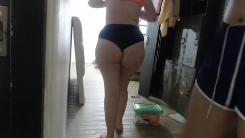 Sara online show from 02/01/25, 05:58