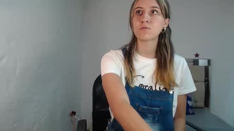 Sara online show from 02/27/25, 02:00