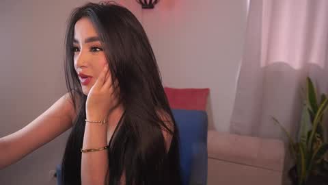 Sharlotte online show from 10/28/25, 08:44