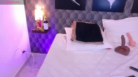 Sharom  online show from 02/20/25, 06:13