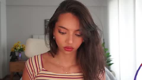 Snapshot of sharon__baker_ chatting on 02/10/25, 06:13 sharon baker online show from 02/10/25, 06:13