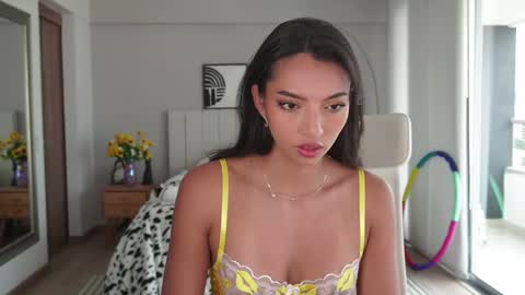 Snapshot of sharon__baker_ chatting on 02/24/25, 07:41 sharon baker online show from 02/24/25, 07:41