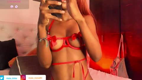 sharon_smiith_ online show from 10/11/25, 11:03