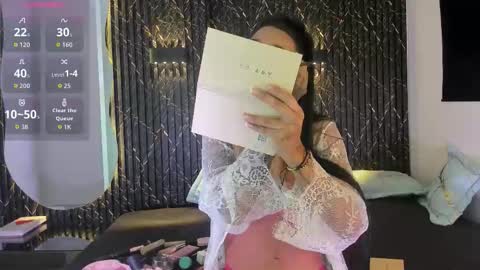 SHARON TAYLOR online show from 10/27/25, 08:46