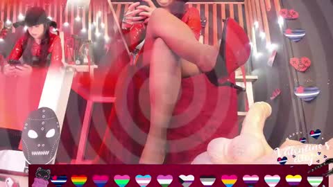 Snapshot of sharoon_gold chatting on 02/15/25, 01:53 Your mistress Sharon online show from 02/15/25, 01:53
