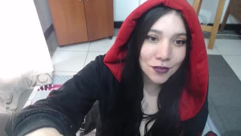 Snapshot of sharoonnn34 chatting on 02/20/25, 06:57 SHAROON online show from 02/20/25, 06:57