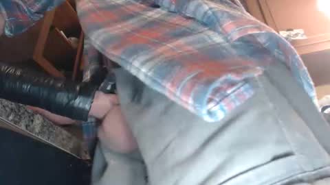 Snapshot of shaveddick24 chatting on 11/04/25, 11:31 Shaveddick24 online show from 11/04/25, 11:31