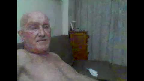 Snapshot of shawn46 chatting on 02/22/25, 06:52 SHAWN CASEY UK online show from 02/22/25, 06:52