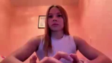 Lily online show from 11/25/25, 08:25