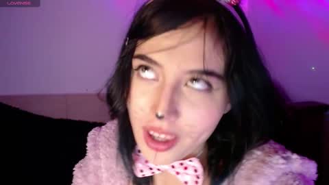 Snapshot of shayla_bbs chatting on 10/24/25, 02:02 Shayla 3 online show from 10/24/25, 02:02