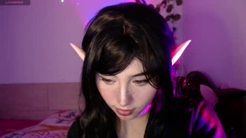 Snapshot of shayla_bbs chatting on 11/05/25, 09:15 Shayla 3 online show from 11/05/25, 09:15