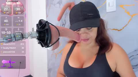 Shayra online show from 10/22/25, 11:21