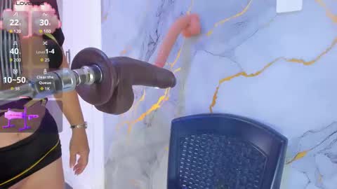 Shayra online show from 11/06/25, 12:06