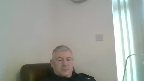 she52 online show from 12/18/24, 08:09