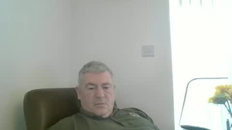 she52 online show from 12/30/24, 08:32