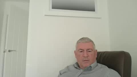 she52 online show from 10/27/25, 11:36