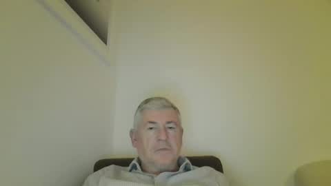 she52 online show from 11/17/25, 07:08