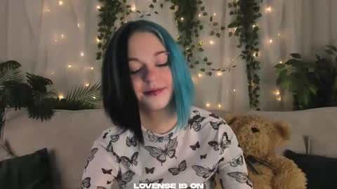 Anika online show from 10/20/25, 11:10